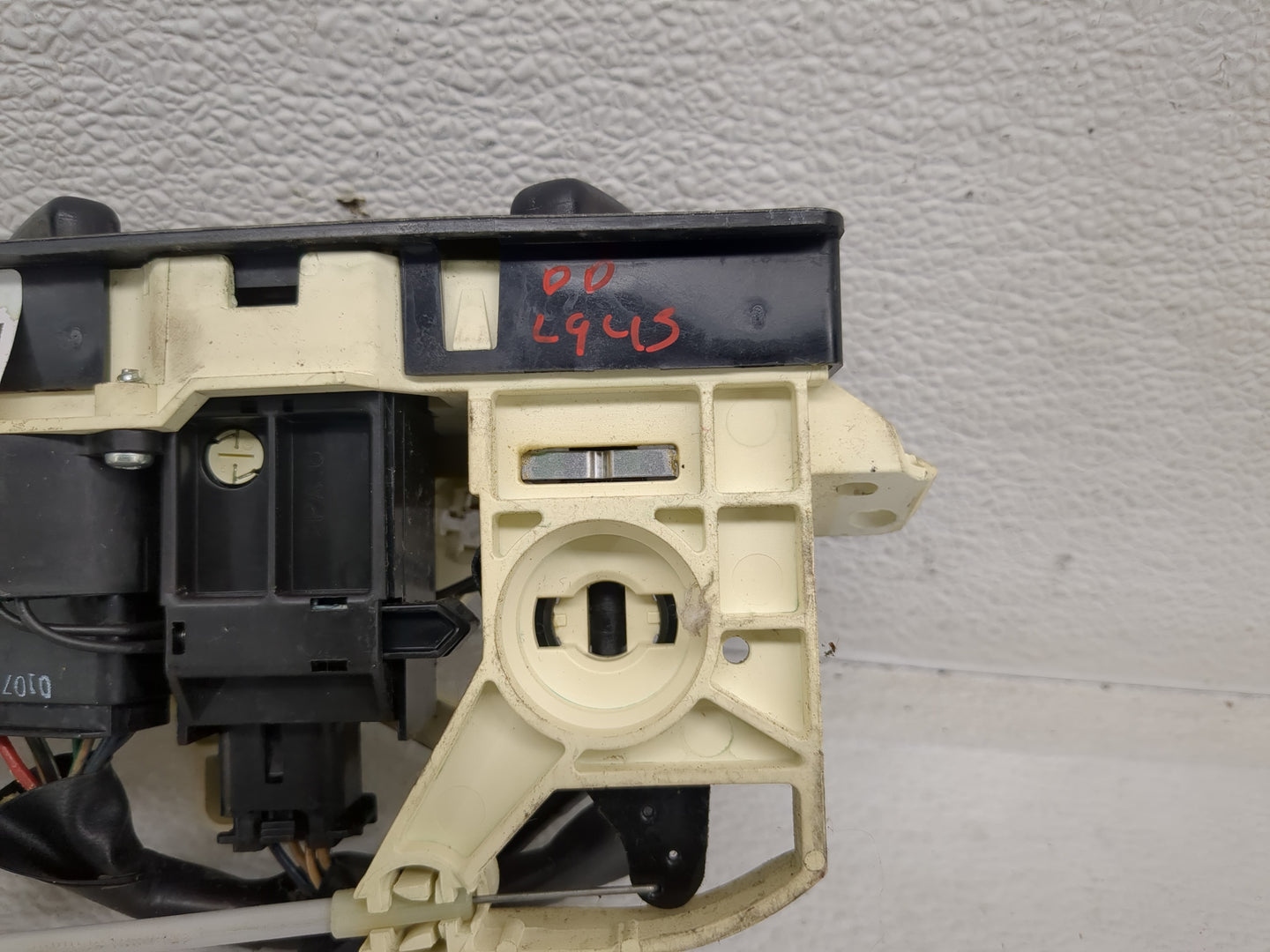 1998-2000 Chevrolet Prizm Climate Control Module Temperature AC/Heater Replacement Fits Fits 1998 1999 2000 OEM Used Auto Pa