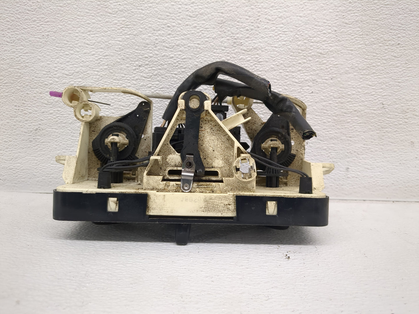 1998-2000 Chevrolet Prizm Climate Control Module Temperature AC/Heater Replacement Fits Fits 1998 1999 2000 OEM Used Auto Pa