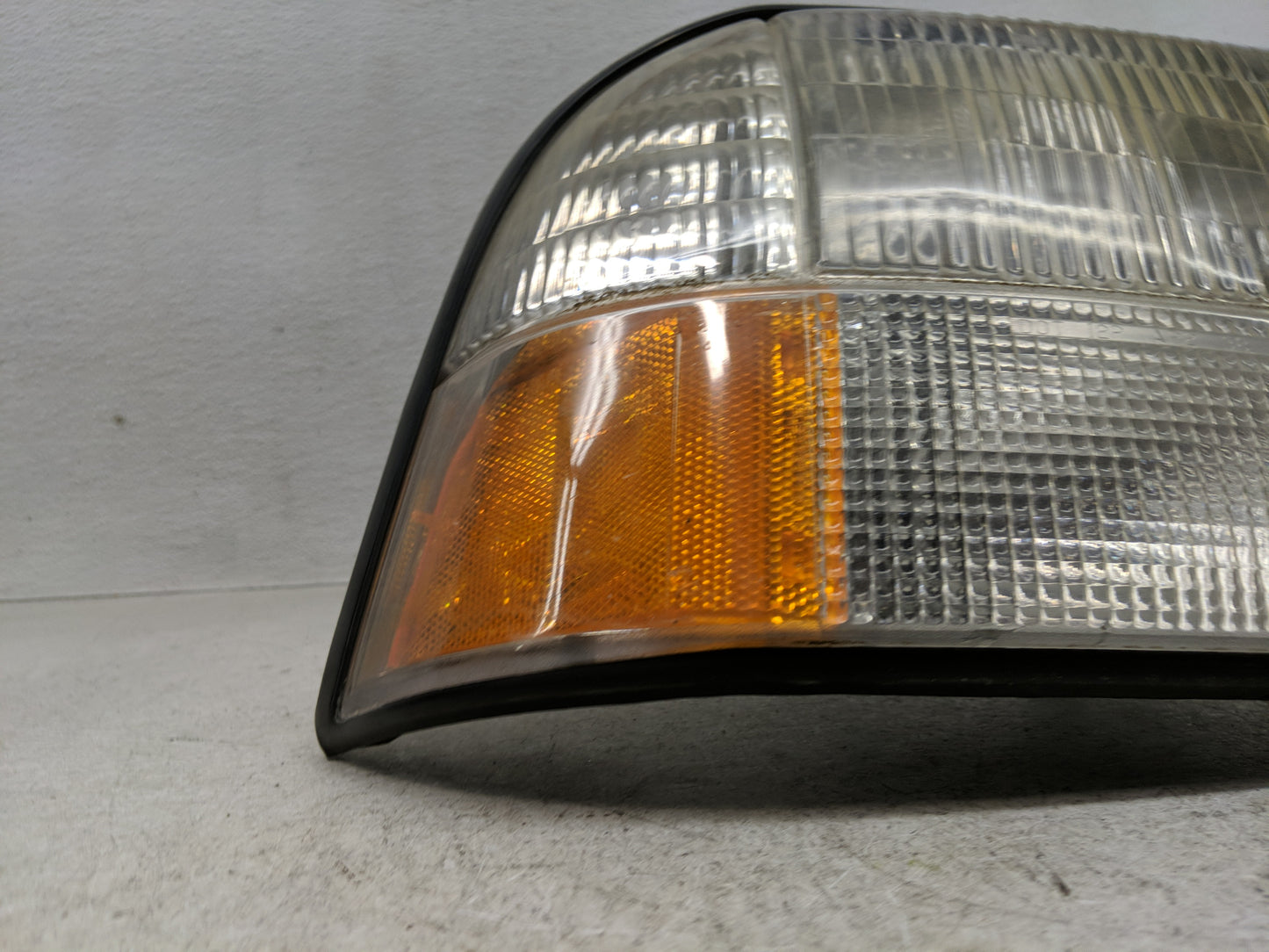1998 Chevrolet S10 Passenger Right Oem Head Light Headlight Lamp - Oemusedautoparts1.com