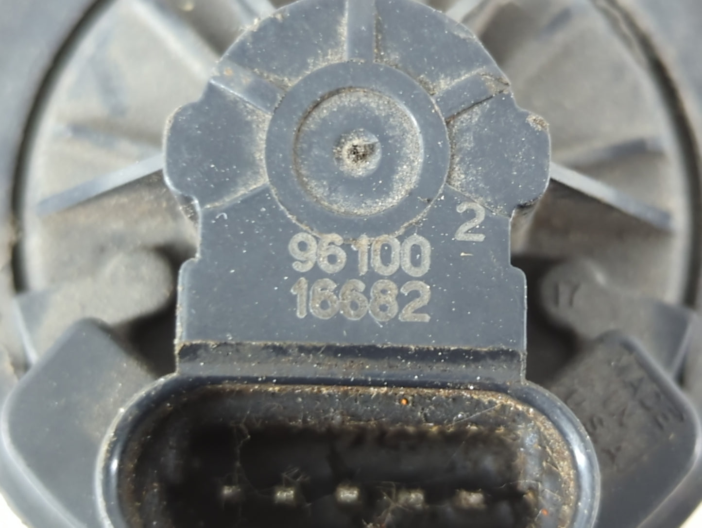 1998 Chevrolet S10 Exhaust Gas Valve (egr) - Oem - Oemusedautoparts1.com