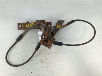 compare product 1998 Chevrolet S10 Tailgate Latch