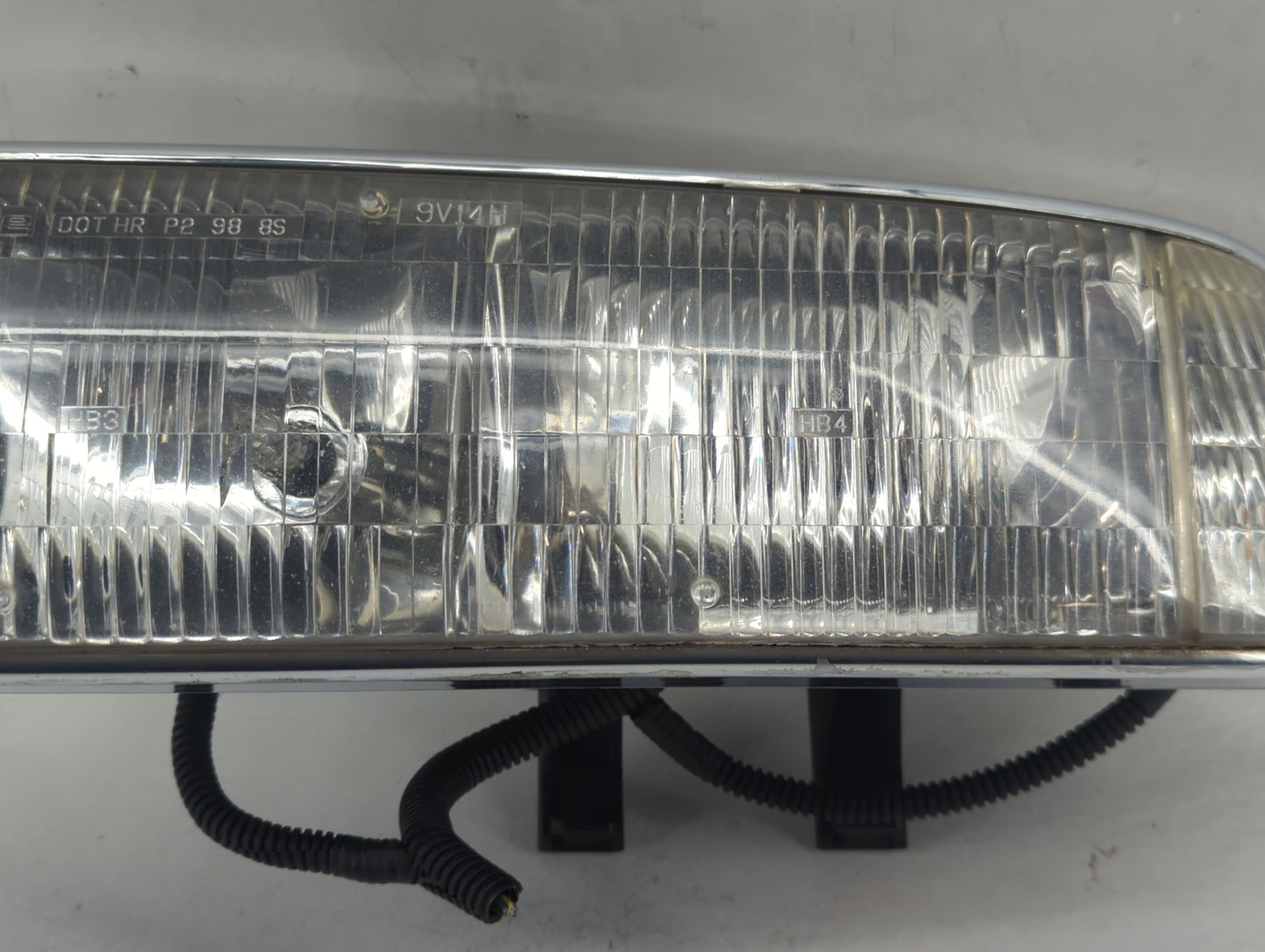 Chevrolet S10 Blazer Driver Left Oem Head Light Headlight Lamp - Oemusedautoparts1.com
