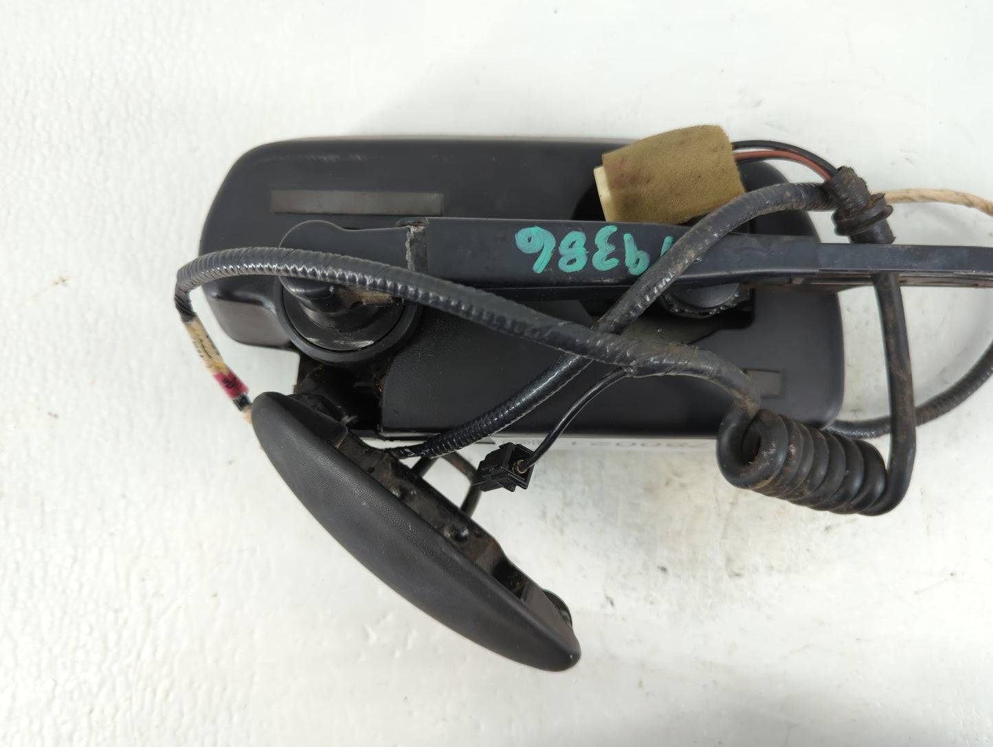 1998 Chevrolet S10 Blazer Rear Lid Wiper Motor P/N:18C673 Fits OEM Used Auto Parts - Oemusedautoparts1.com