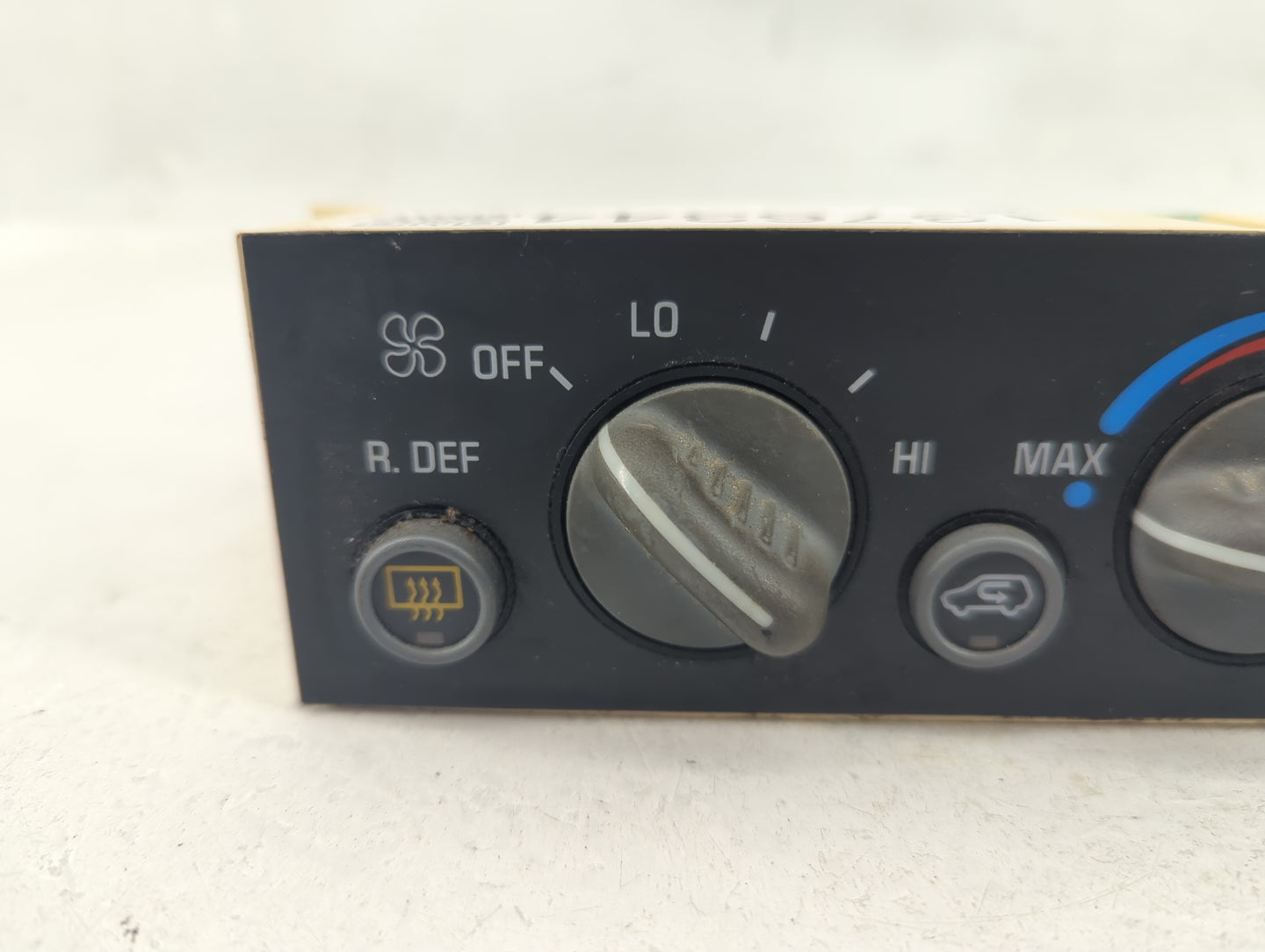 1999-2002 Chevrolet Silverado Climate Control Module Temperature AC/Heater Replacement P/N:16199266 Fits Fits 1999 2000 2001