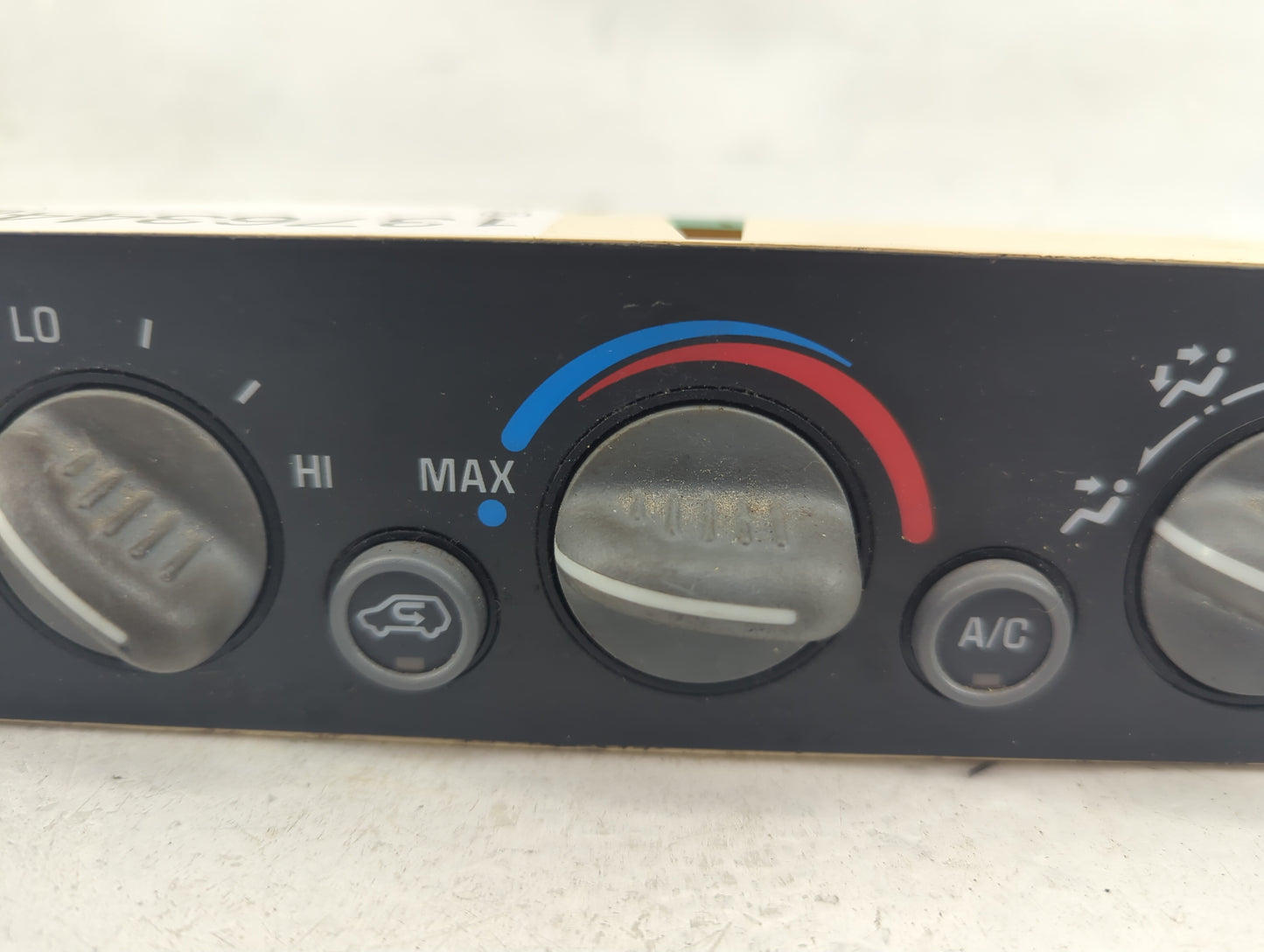 1999-2002 Chevrolet Silverado Climate Control Module Temperature AC/Heater Replacement P/N:16199266 Fits Fits 1999 2000 2001