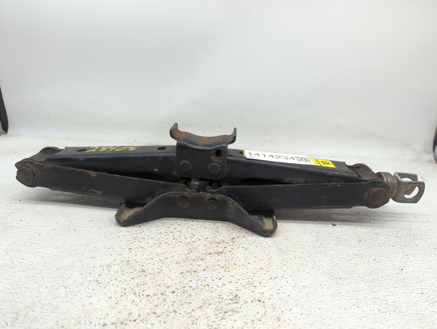 1998 Chevrolet Silverado 1500 Spare Scissor Car Jack - Oemusedautoparts1.com