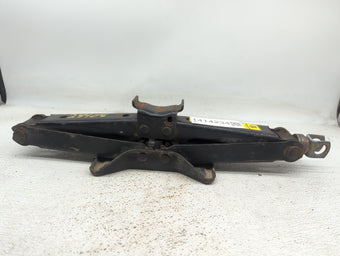 compare product 1998 Chevrolet Silverado 1500 Spare Scissor Car Jack