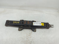 1998 Chevrolet Silverado 1500 Spare Scissor Car Jack - Oemusedautoparts1.com