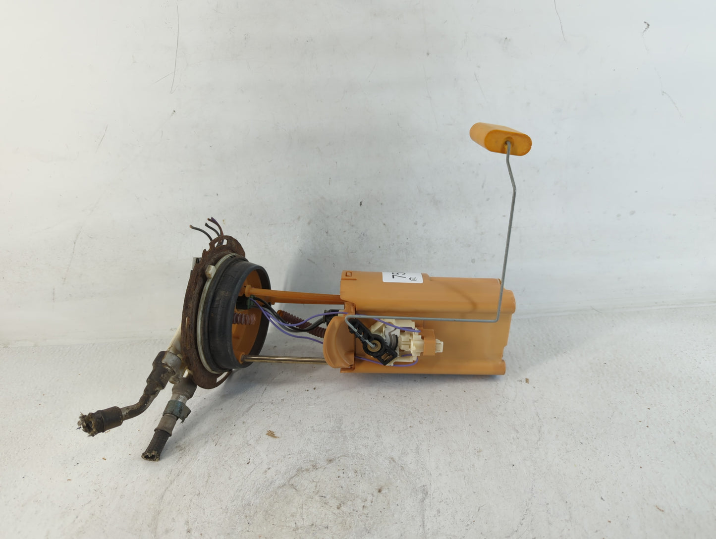 1998-2000 Chevrolet Tahoe Electrical Gas Fuel Pump Assembly - Oemusedautoparts1.com