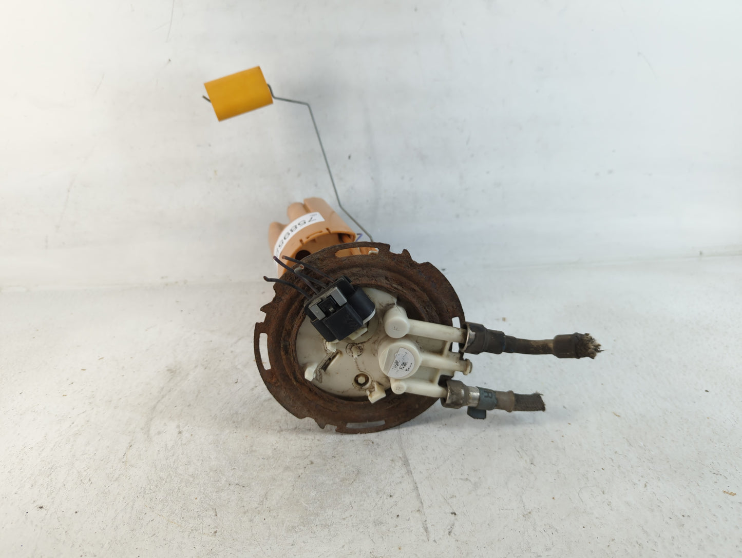 1998-2000 Chevrolet Tahoe Electrical Gas Fuel Pump Assembly - Oemusedautoparts1.com