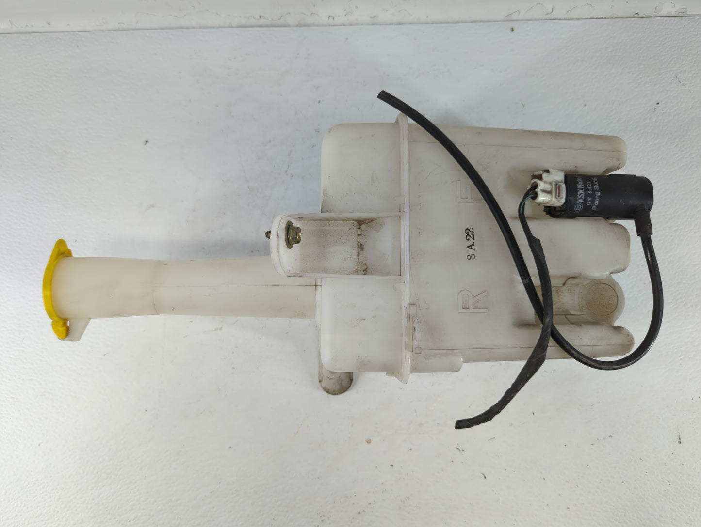 1997 Chevrolet Venture Radiator Coolant Overflow Expansion Tank Bottle - Oemusedautoparts1.com