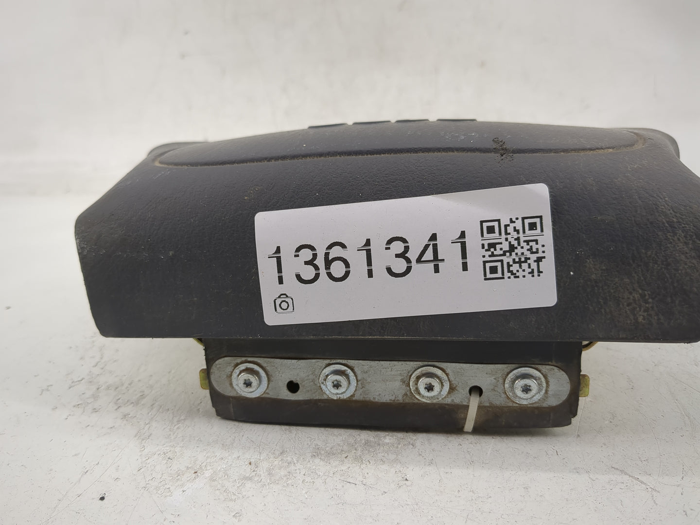 1998 Chrysler Neon Air Bag Driver Left Steering Wheel Mounted P/N:4664164 11026A Fits Fits 1997 1999 OEM Used Auto Parts - O
