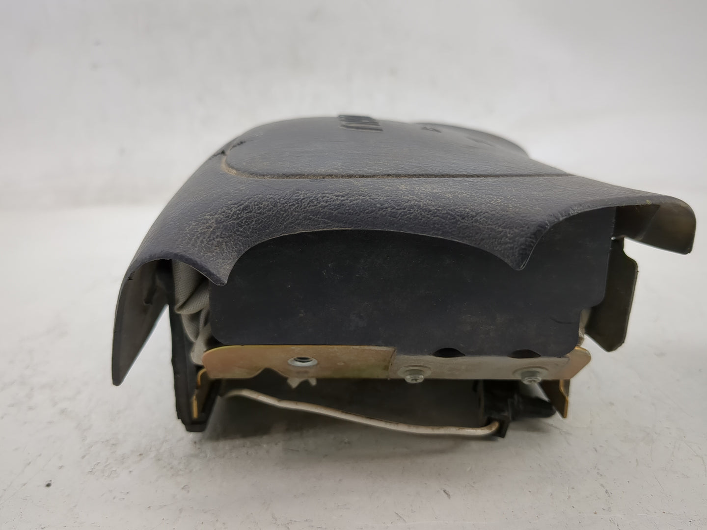 1998 Chrysler Neon Air Bag Driver Left Steering Wheel Mounted P/N:4664164 11026A Fits Fits 1997 1999 OEM Used Auto Parts - O