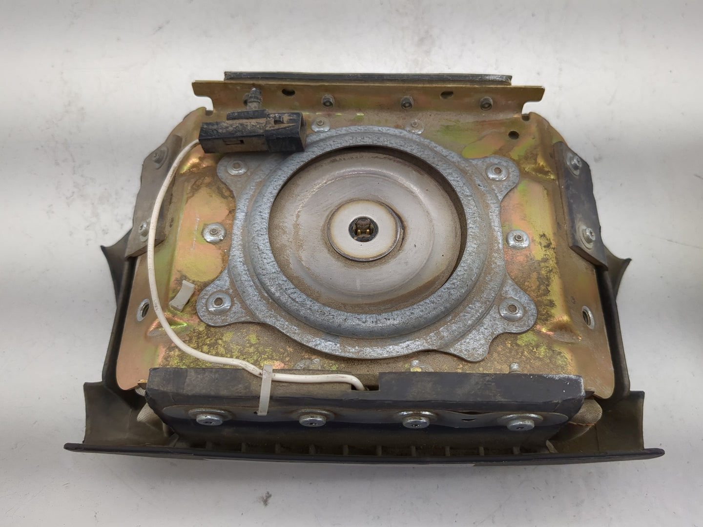 1998 Chrysler Neon Air Bag Driver Left Steering Wheel Mounted P/N:4664164 11026A Fits Fits 1997 1999 OEM Used Auto Parts - O