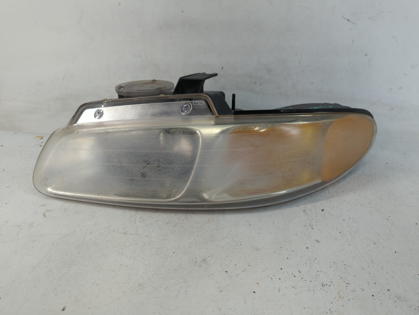 1998 Chrysler Town & Country Driver Left Oem Head Light Headlight Lamp - Oemusedautoparts1.com