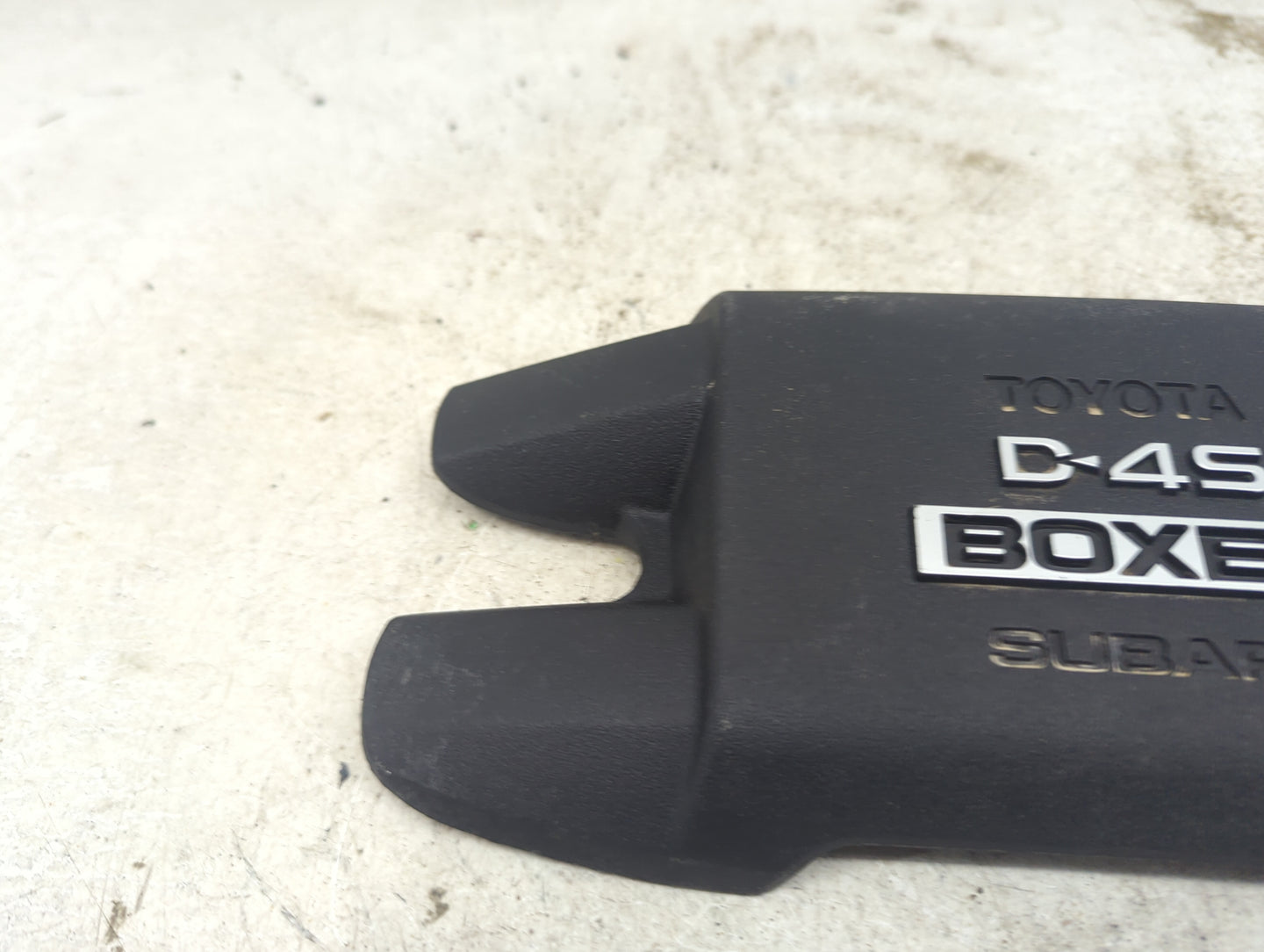 1998 Chrysler Voyager Engine Cover - Oemusedautoparts1.com