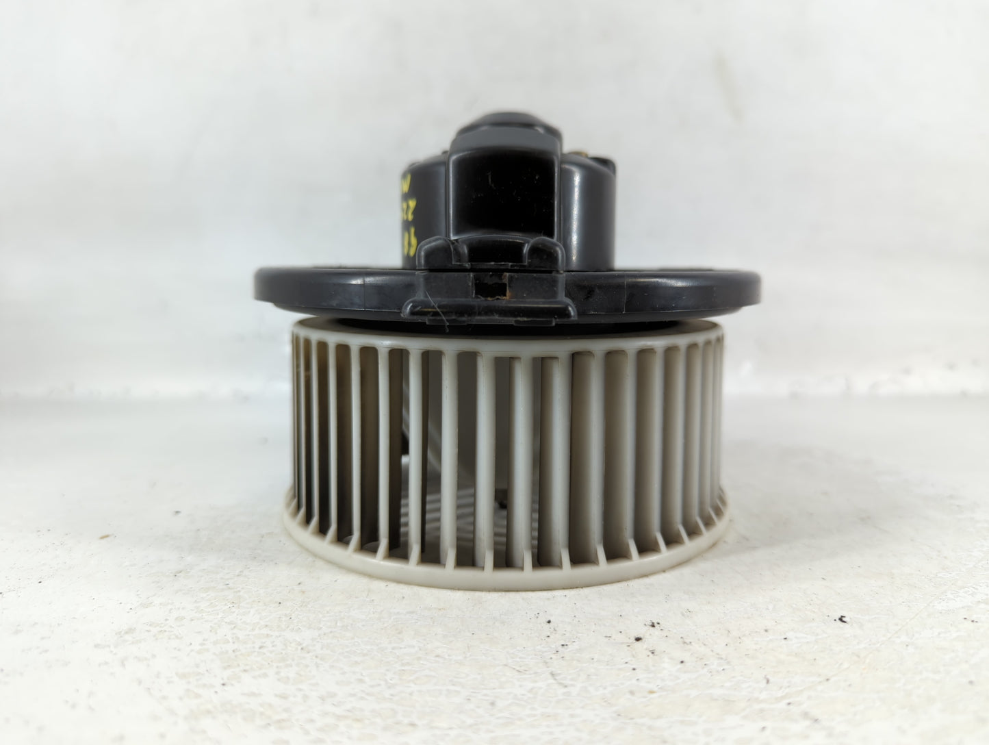 1998 Dodge Avenger Heater AC Blower Motor P/N:194000 0800 4T 20 Fits OEM Used Auto Parts - Oemusedautoparts1.com