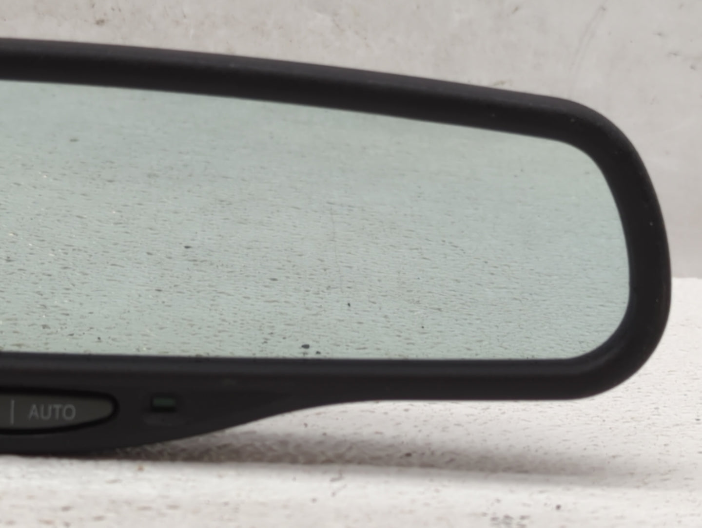 1998 Dodge Caravan Interior Rear View Mirror Replacement OEM P/N:E11015306 Fits OEM Used Auto Parts - Oemusedautoparts1.com