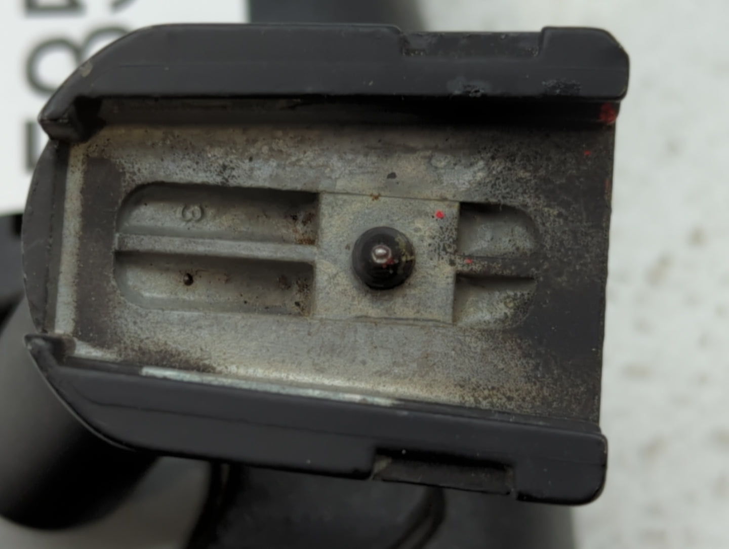 1998 Dodge Caravan Interior Rear View Mirror Replacement OEM P/N:E11015306 Fits OEM Used Auto Parts - Oemusedautoparts1.com