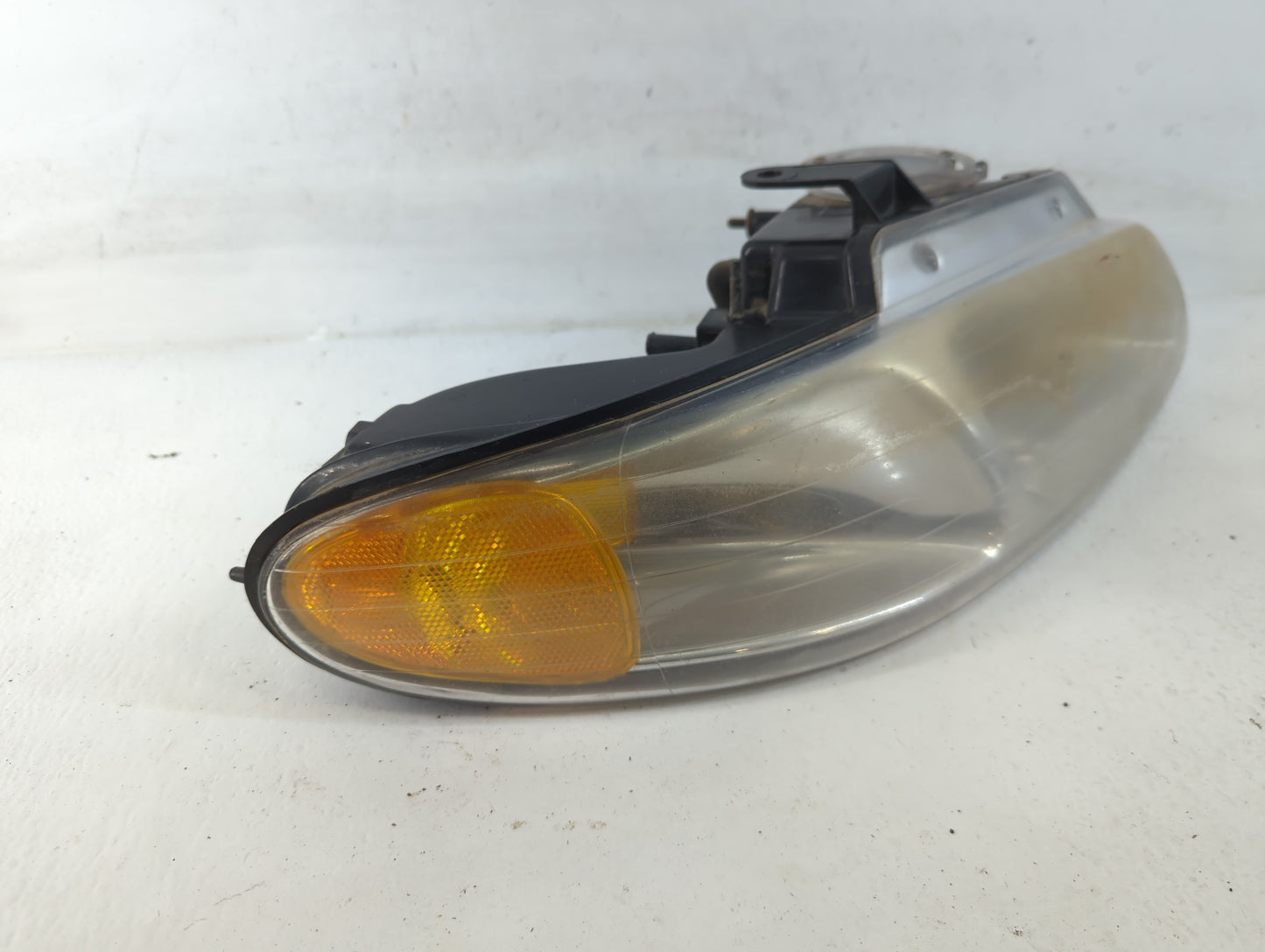 1996-1999 Dodge Caravan Passenger Right Oem Head Light Headlight Lamp - Oemusedautoparts1.com