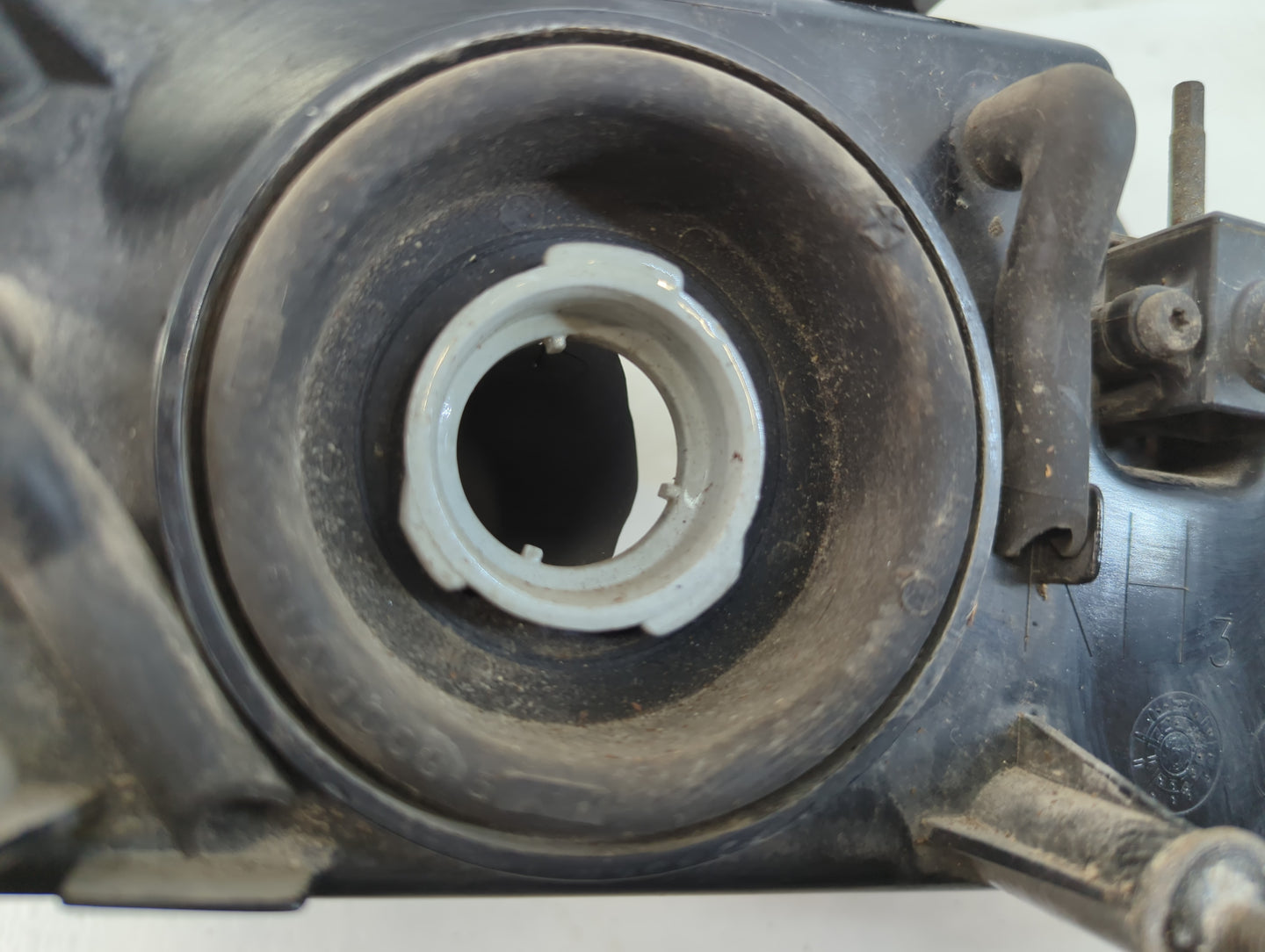 1996-1999 Dodge Caravan Passenger Right Oem Head Light Headlight Lamp - Oemusedautoparts1.com