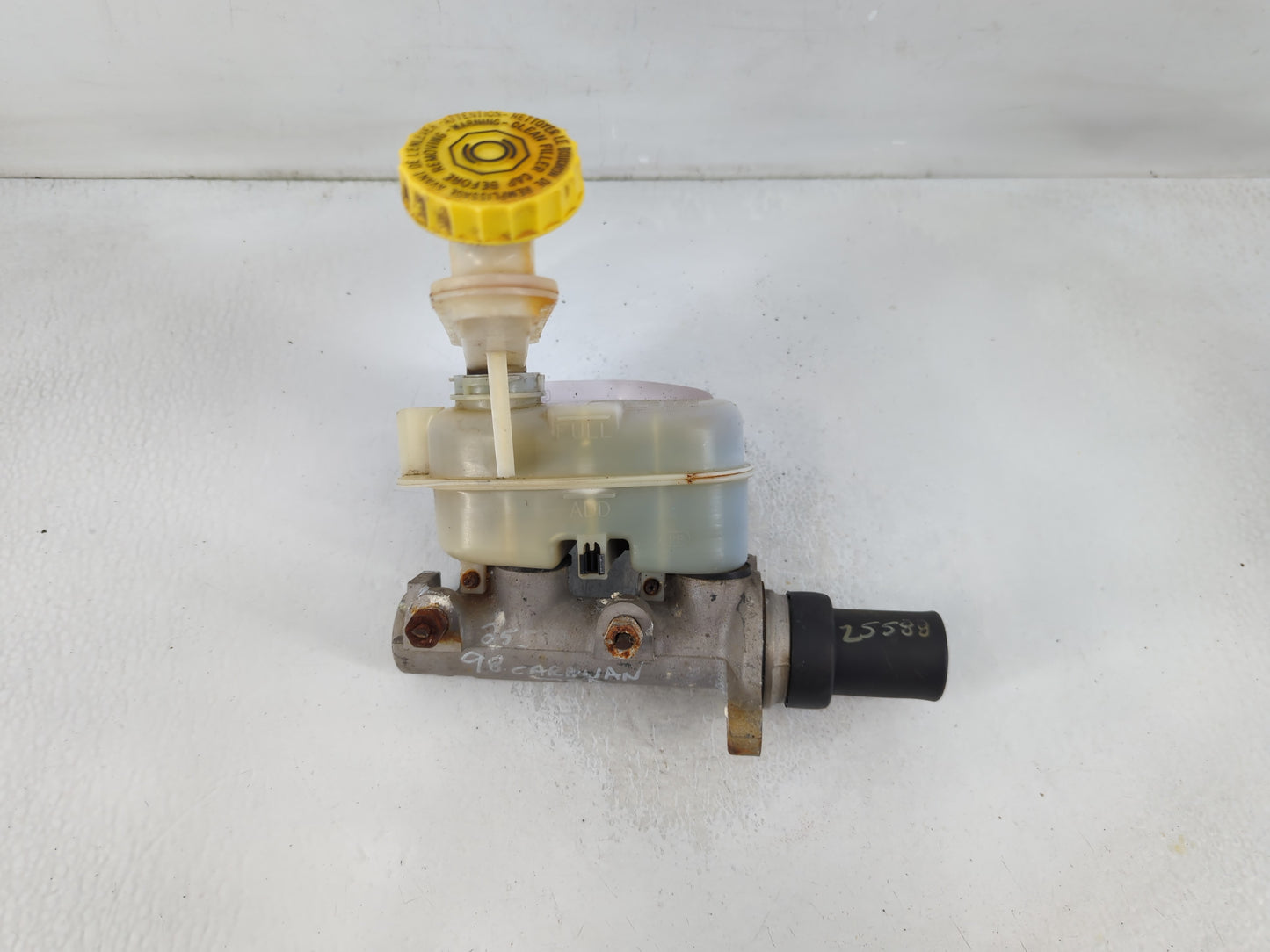1996-2000 Dodge Caravan Brake Master Cylinder - Oemusedautoparts1.com