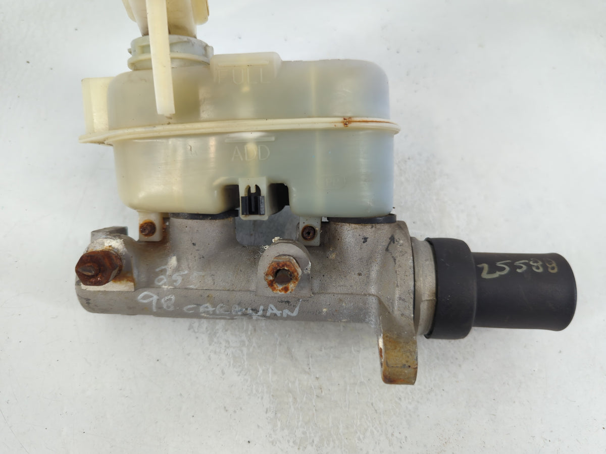 1996-2000 Dodge Caravan Brake Master Cylinder - Oemusedautoparts1.com