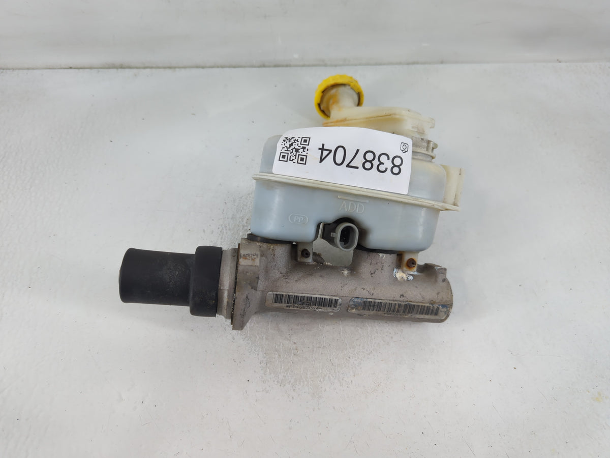 1996-2000 Dodge Caravan Brake Master Cylinder - Oemusedautoparts1.com