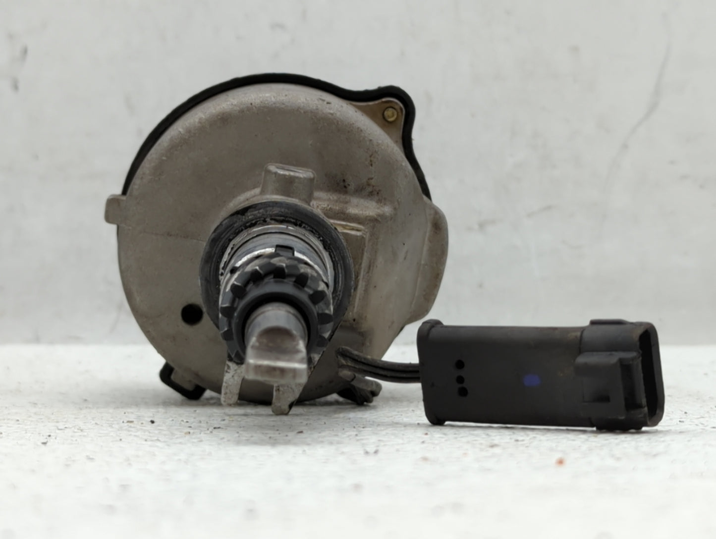 1998 Dodge Dakota Engine Ignition Distributor OEM P/N:BN16L1 DST4495 Fits OEM Used Auto Parts - Oemusedautoparts1.com