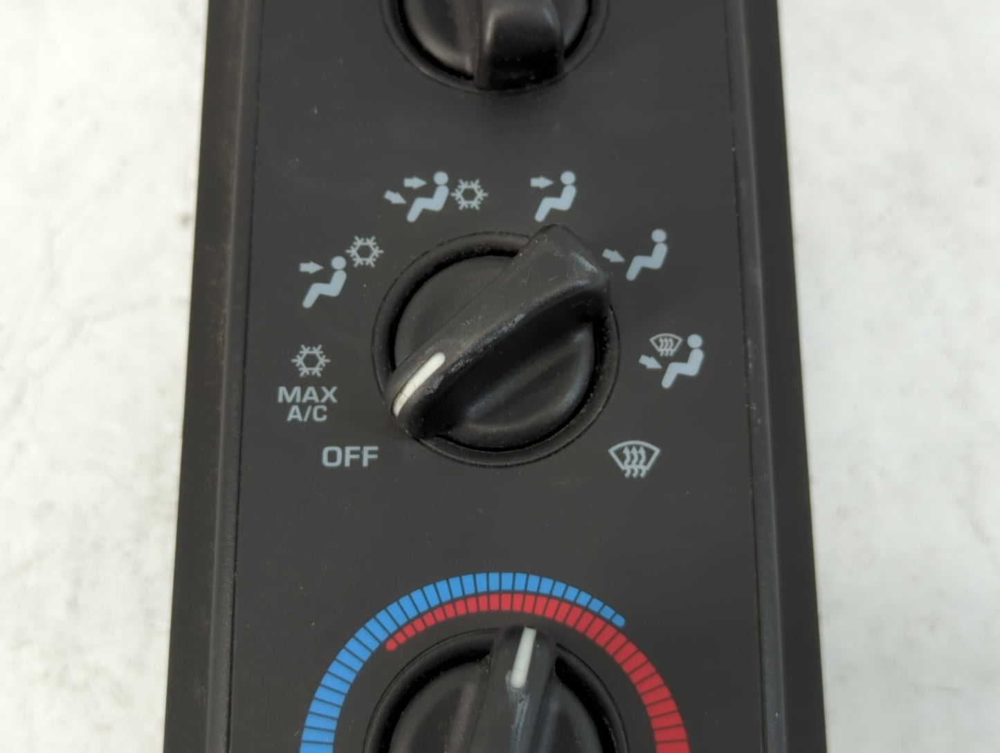 1997-1998 Dodge Dakota Climate Control Module Temperature AC/Heater Replacement Fits Fits 1997 1998 OEM Used Auto Parts - Oe