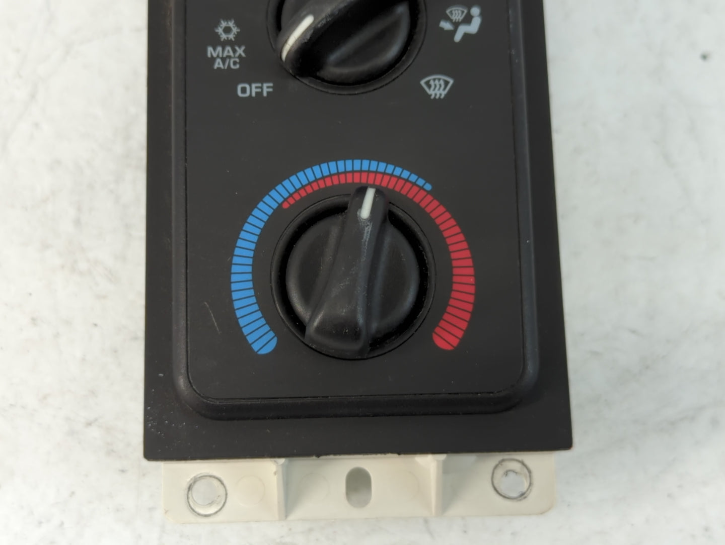 1997-1998 Dodge Dakota Climate Control Module Temperature AC/Heater Replacement Fits Fits 1997 1998 OEM Used Auto Parts - Oe