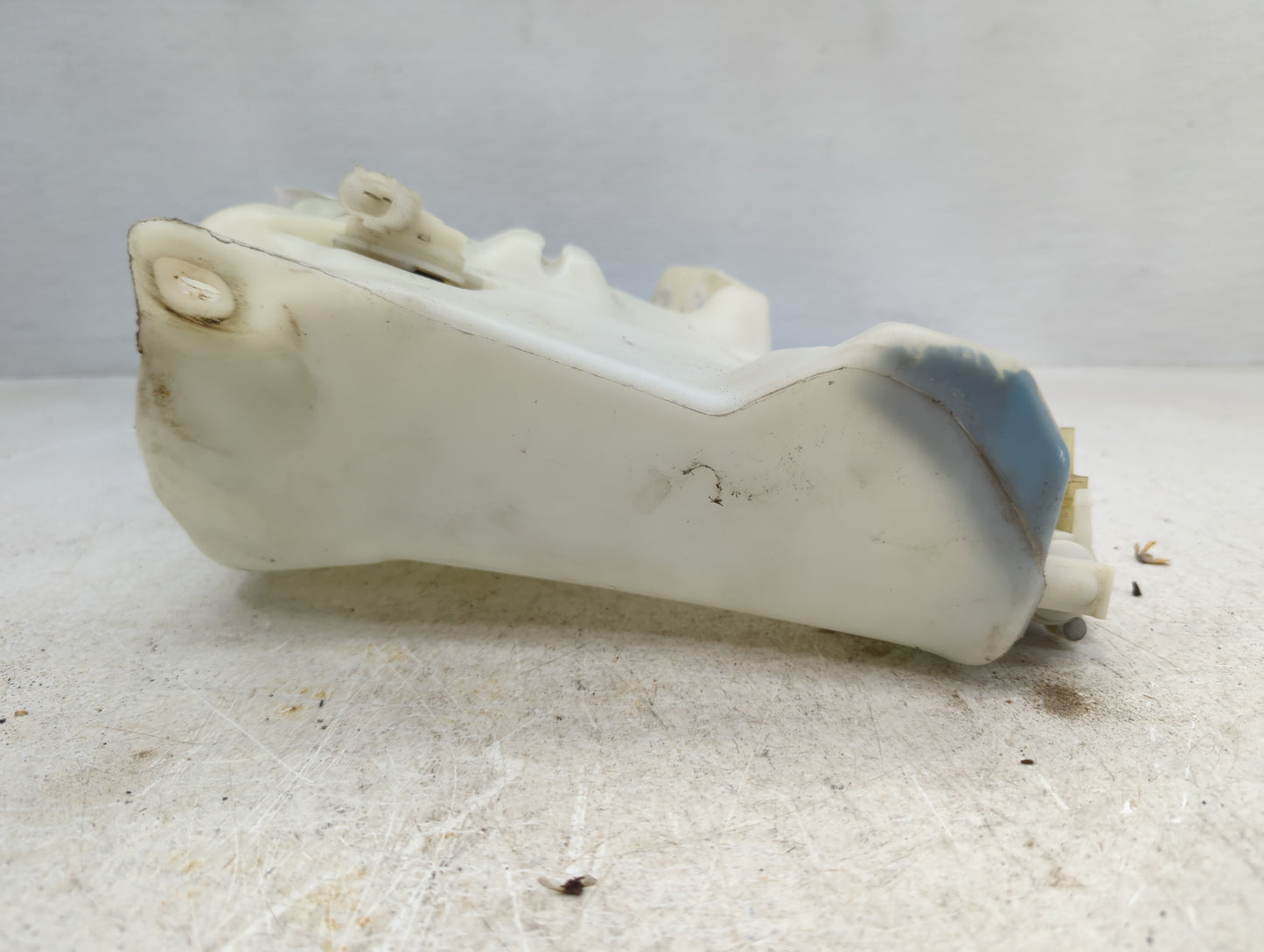 1998 Dodge Dakota Windshield Washer Fluid Reservoir Bottle Oem - Oemusedautoparts1.com