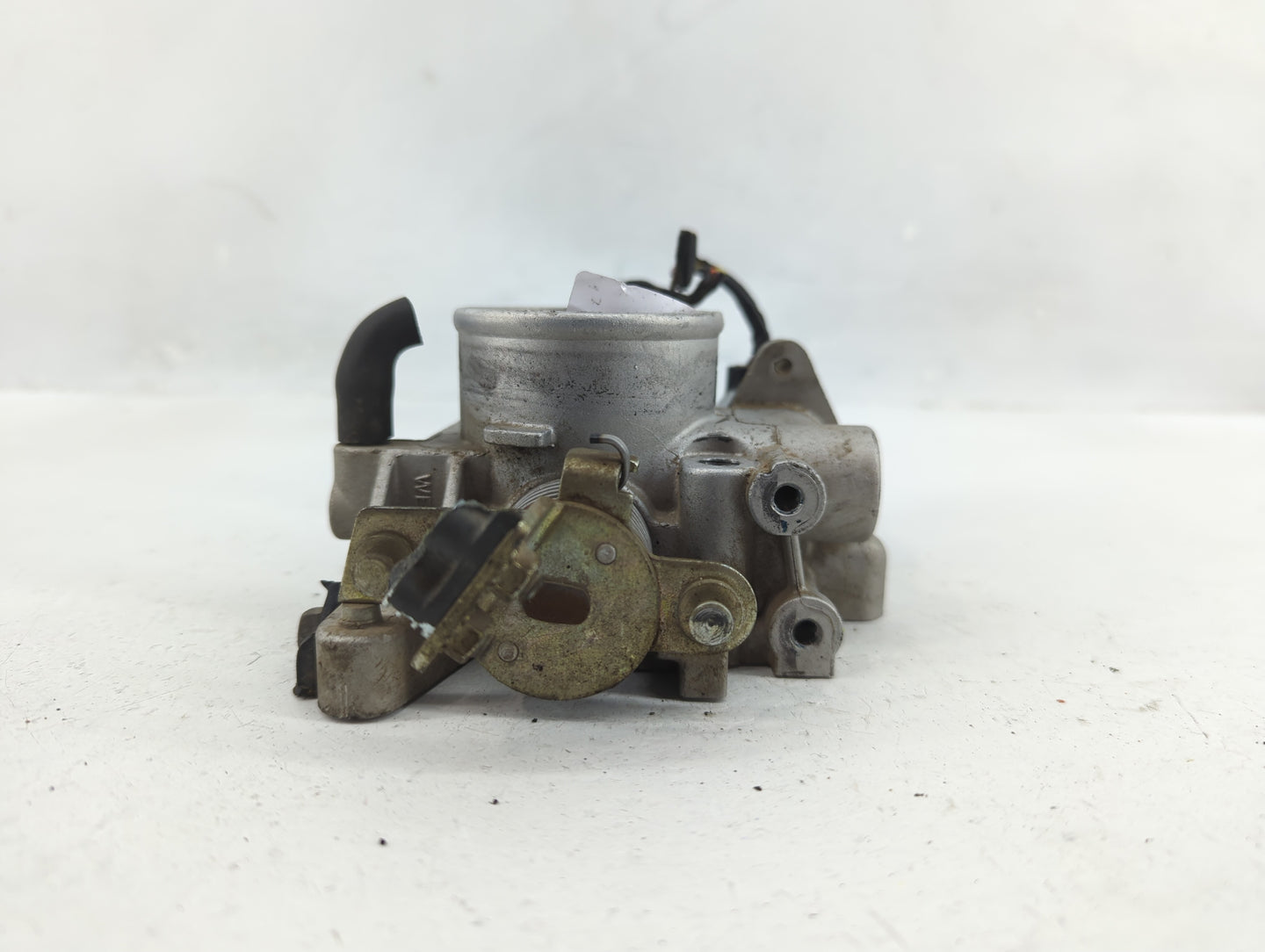 1995-1999 Dodge Neon Throttle Body P/N:4669855 Fits Fits 1995 1996 1997 1998 1999 OEM Used Auto Parts - Oemusedautoparts1.co