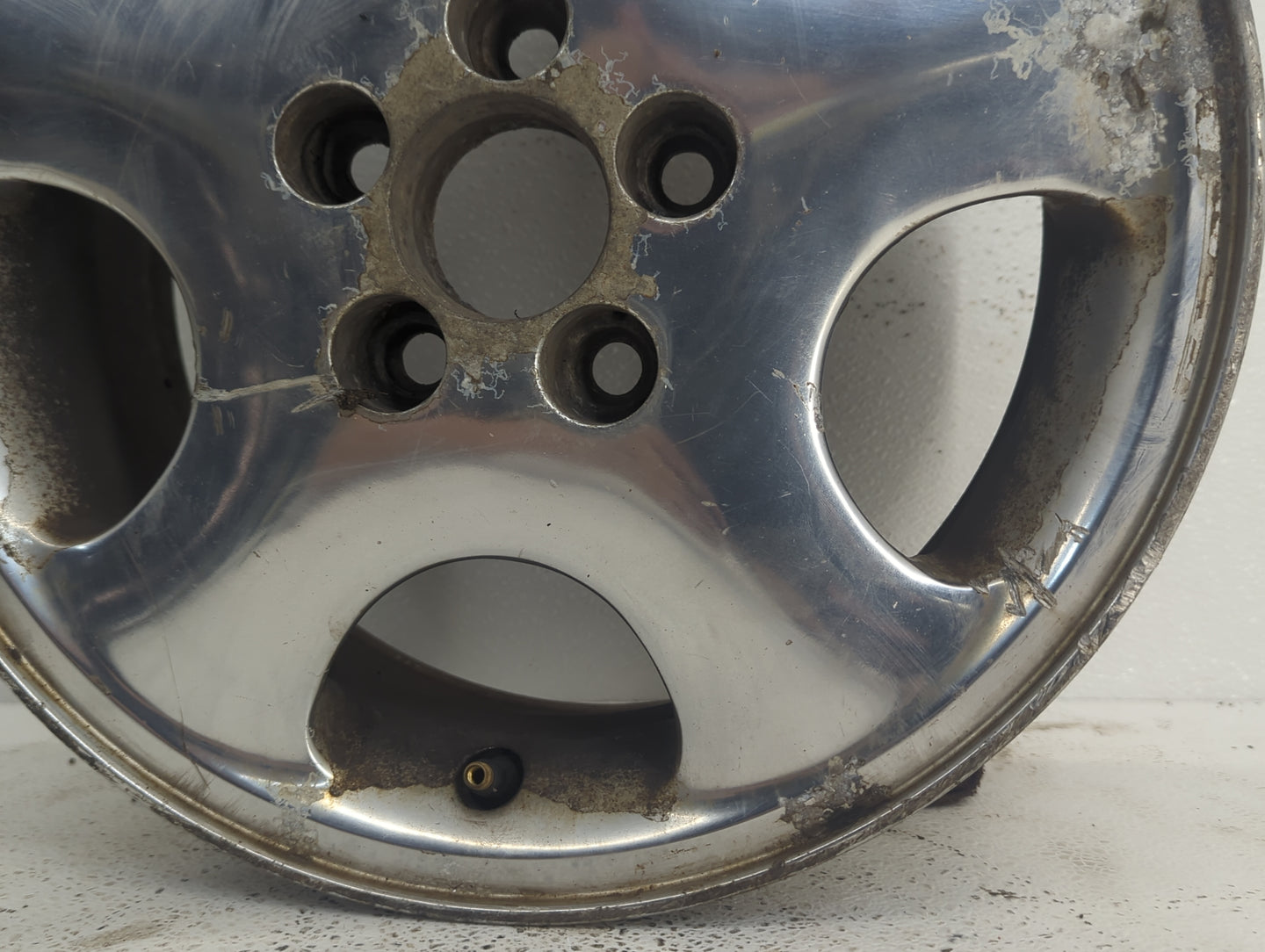 1998 Dodge Neon Hubcap Wheel Cover - Oemusedautoparts1.com