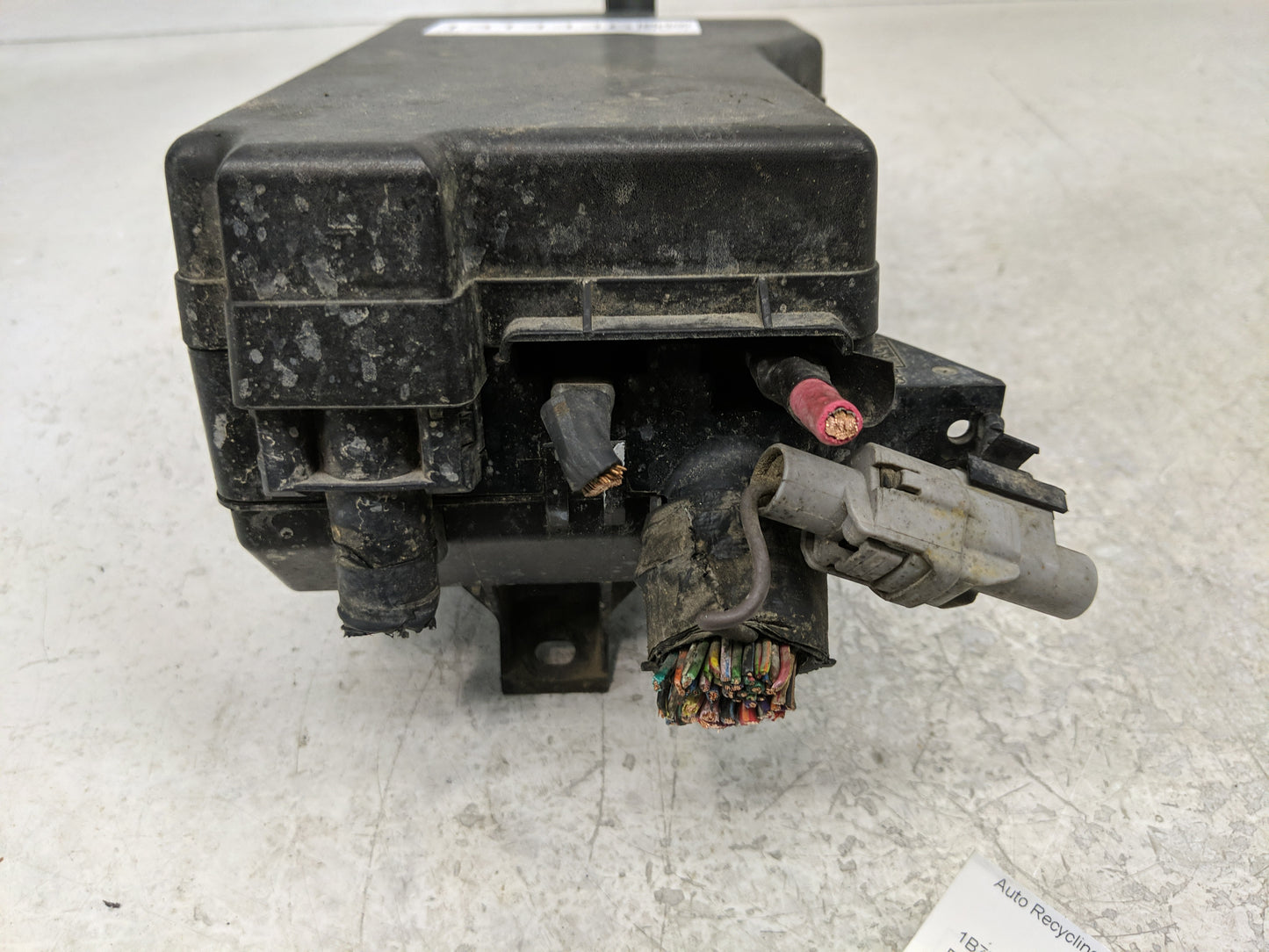 1998 Dodge Ram 1500 Fusebox Fuse Box Panel Relay Module P/N:56020523AD Fits OEM Used Auto Parts - Oemusedautoparts1.com