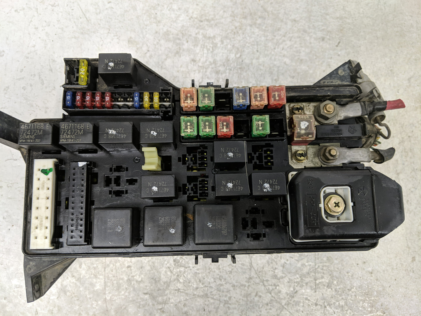 1998 Dodge Ram 1500 Fusebox Fuse Box Panel Relay Module P/N:56020523AD Fits OEM Used Auto Parts - Oemusedautoparts1.com