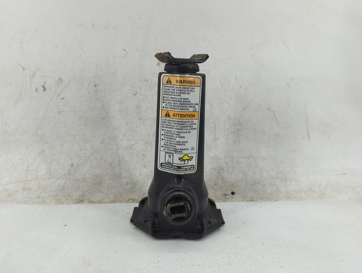 1998 Dodge Ram 1500 Spare Scissor Car Jack - Oemusedautoparts1.com