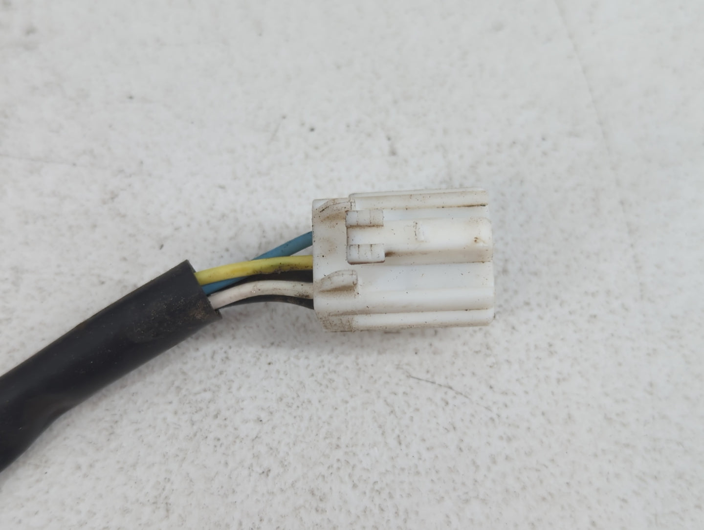 1998-2001 Dodge Ram 1500 Side Mirror Replacement Passenger Right View Door Mirror P/N:83-14700-000 Fits OEM Used Auto Parts 