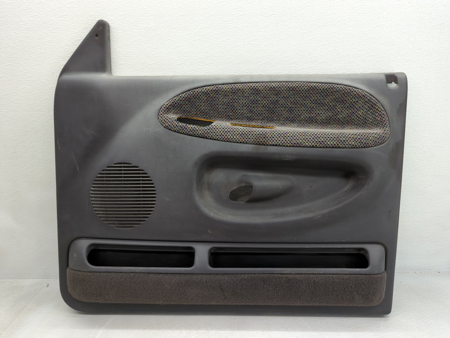 1998 Dodge Ram 1500 Front Right Passenger Interior Door Panel Trim - Oemusedautoparts1.com
