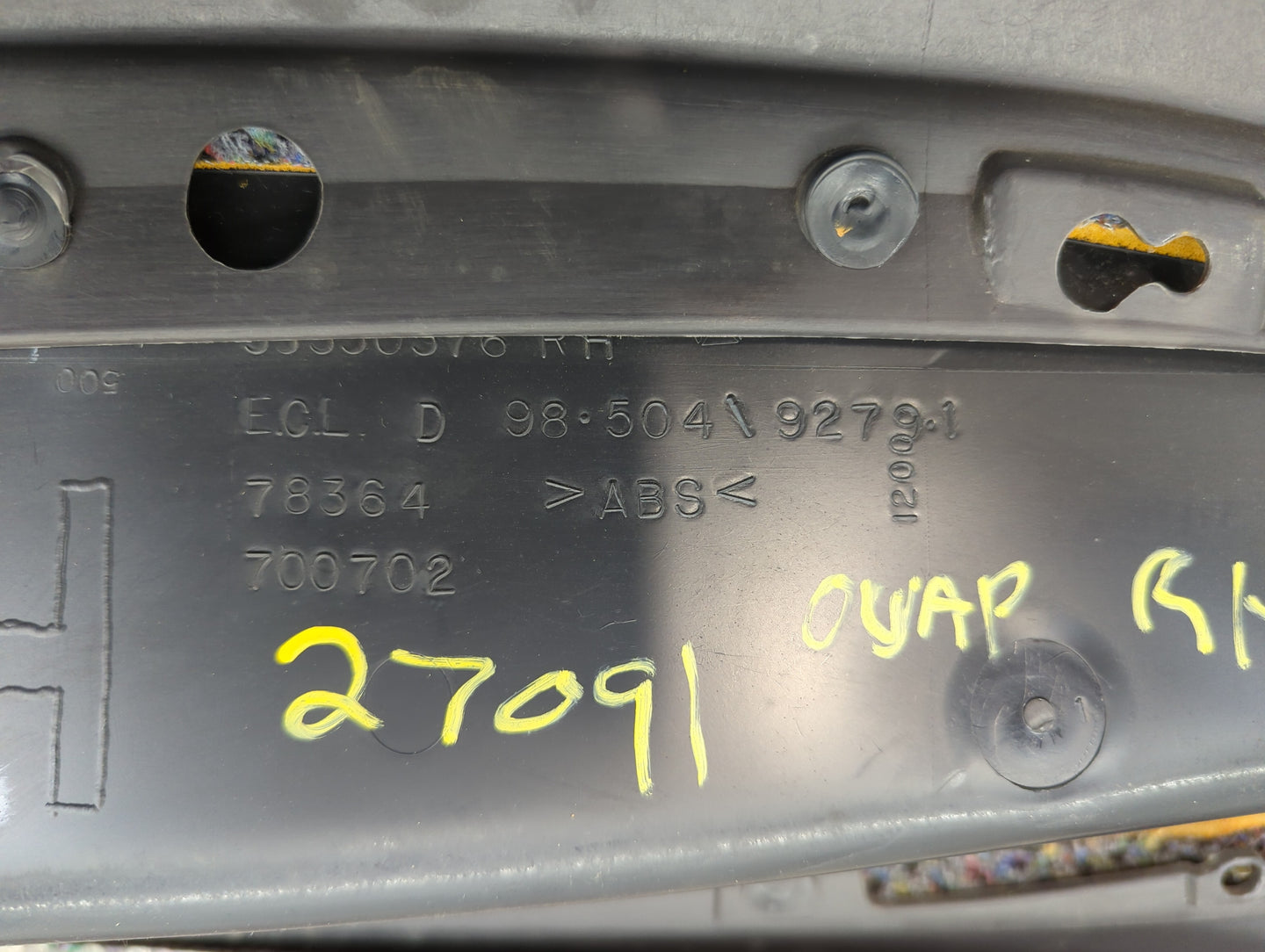 1998 Dodge Ram 1500 Front Right Passenger Interior Door Panel Trim - Oemusedautoparts1.com