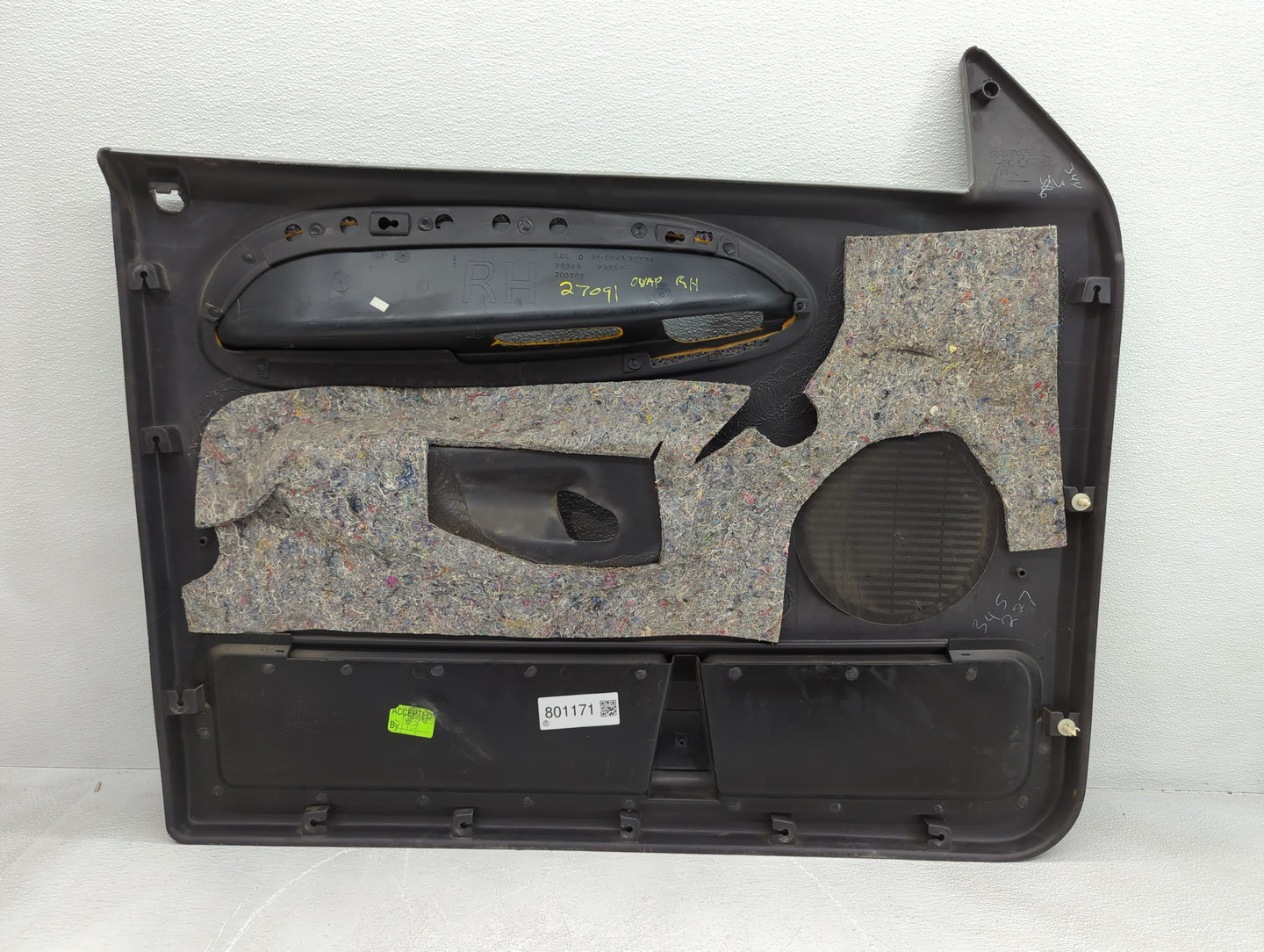 1998 Dodge Ram 1500 Front Right Passenger Interior Door Panel Trim - Oemusedautoparts1.com