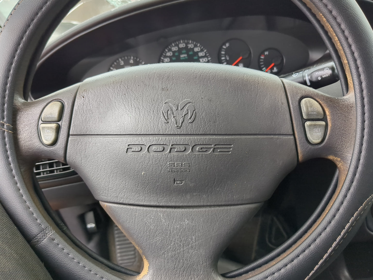1997-1998 Dodge Stratus Air Bag Driver Left Steering Wheel Mounted - Oemusedautoparts1.com