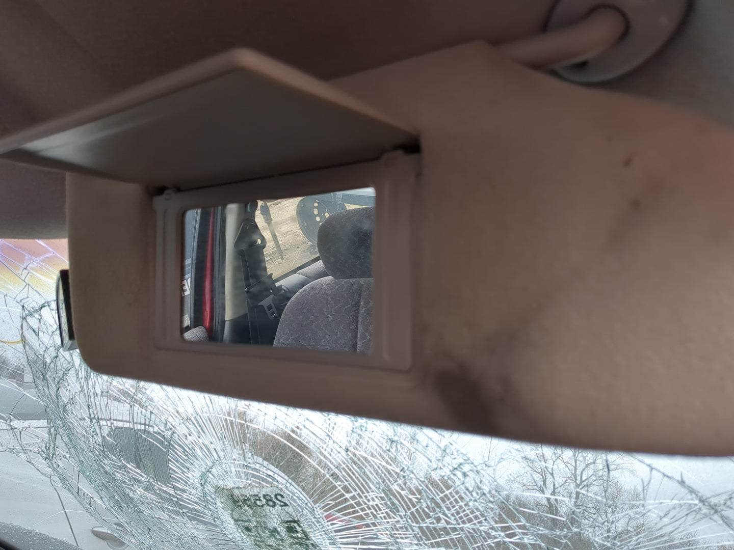 1998 Dodge Stratus Sun Visor Shade Replacement Passenger Right Mirror Fits OEM Used Auto Parts - Oemusedautoparts1.com