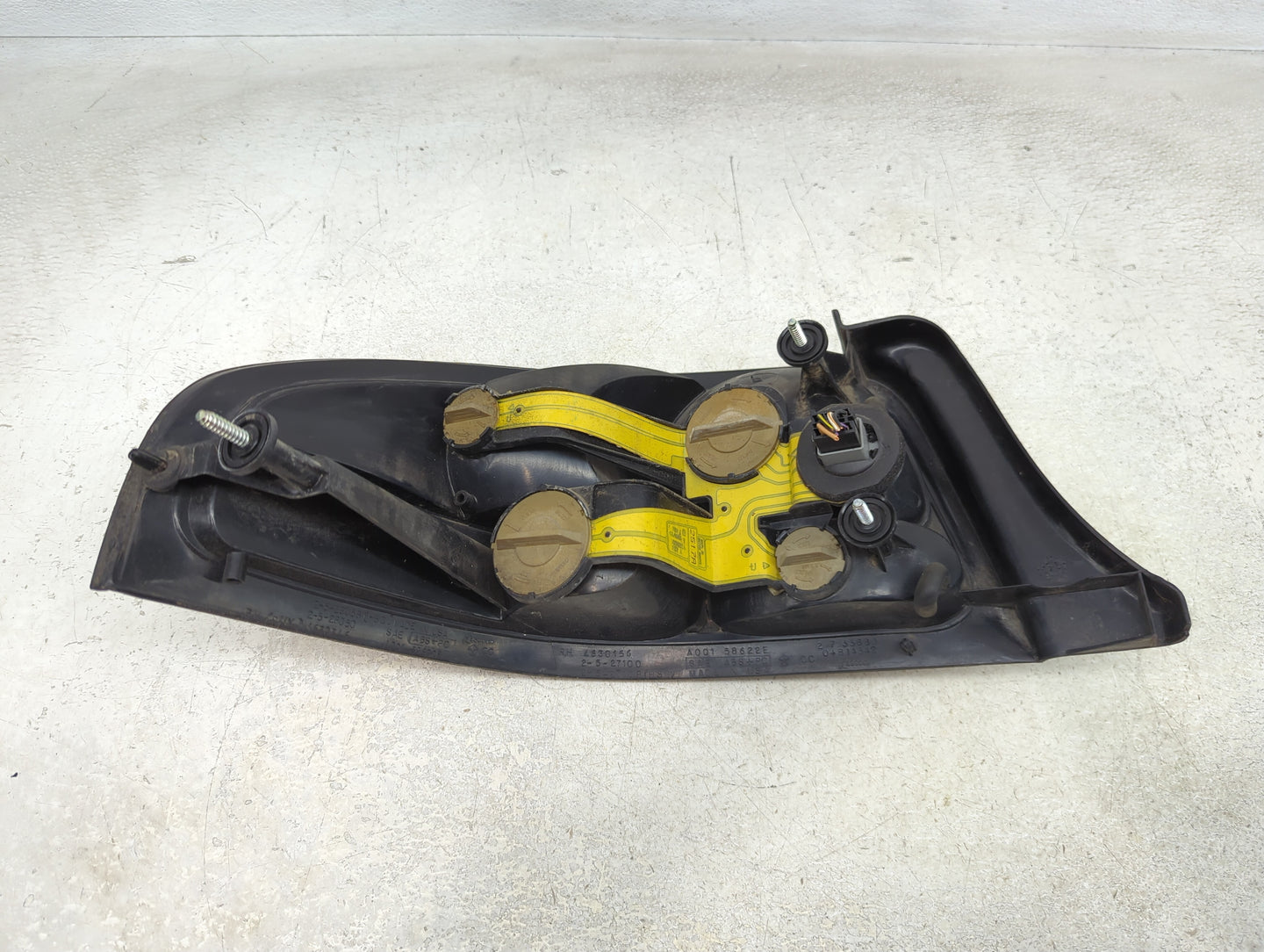 1995-2000 Dodge Stratus Tail Light Assembly Passenger Right OEM Fits Fits 1995 1996 1997 1998 1999 2000 OEM Used Auto Parts 