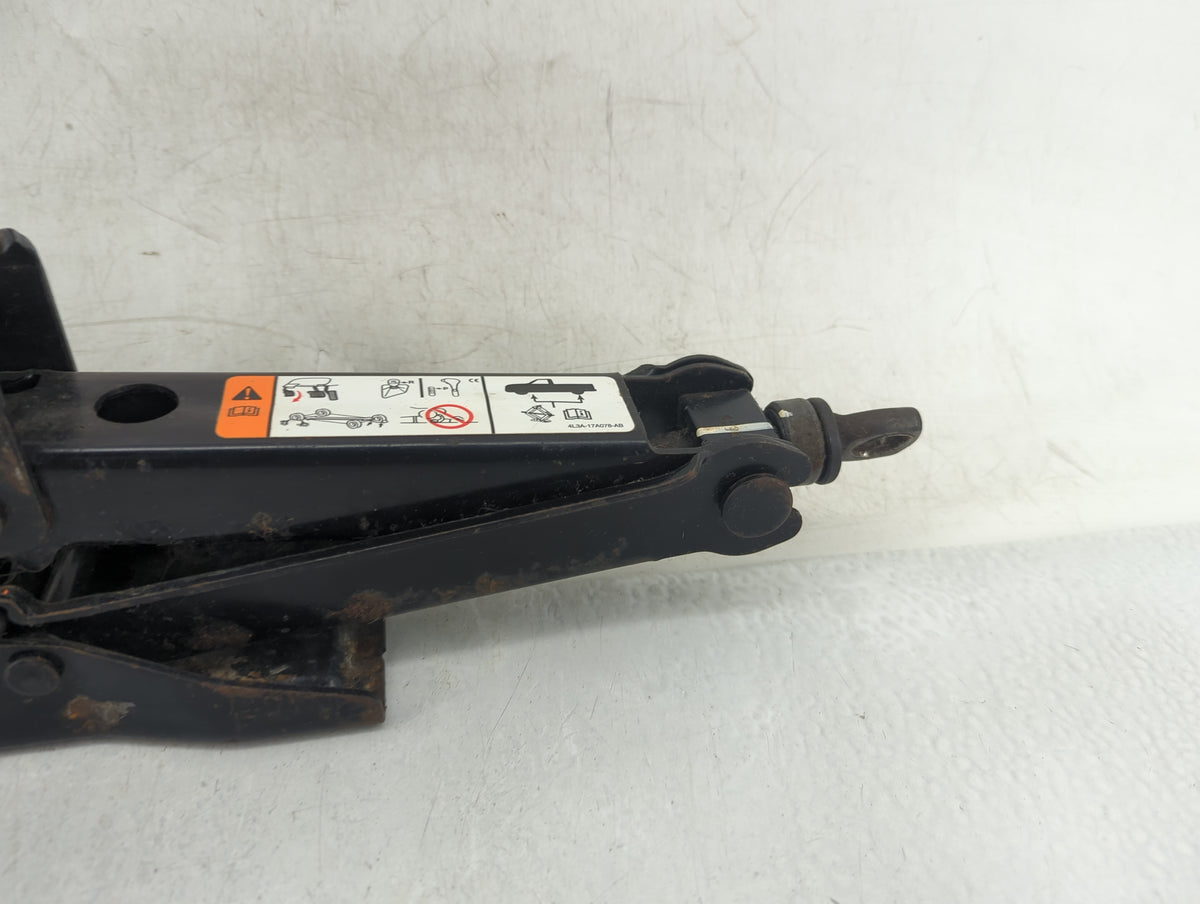1998 Dodge Dakota (mid-size) Dakota Spare Scissor Car Jack - Oemusedautoparts1.com