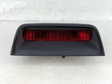 1998 Ford Crown Victoria Third Brake Light Tail Light P/N:E-10-7175-00 Fits OEM Used Auto Parts - Oemusedautoparts1.com