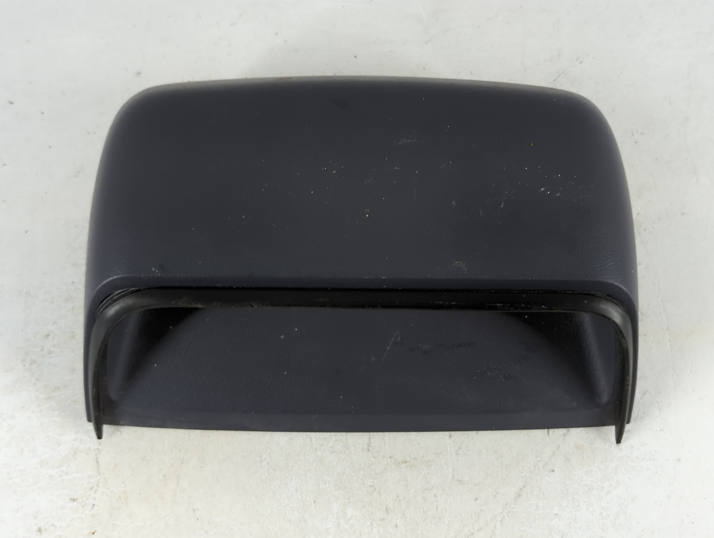 1998 Ford Crown Victoria Third Brake Light Tail Light P/N:E-10-7175-00 Fits OEM Used Auto Parts - Oemusedautoparts1.com