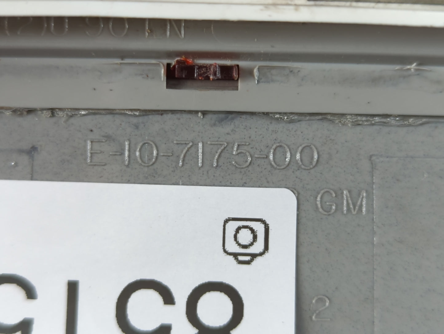 1998 Ford Crown Victoria Third Brake Light Tail Light P/N:E-10-7175-00 Fits OEM Used Auto Parts - Oemusedautoparts1.com