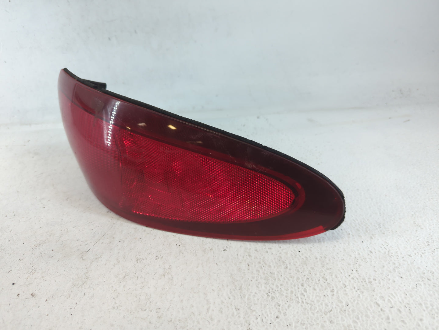 1998 Ford Ecosport Tail Light Assembly Passenger Right OEM P/N:F8CB-13B504-CA Fits OEM Used Auto Parts - Oemusedautoparts1.c