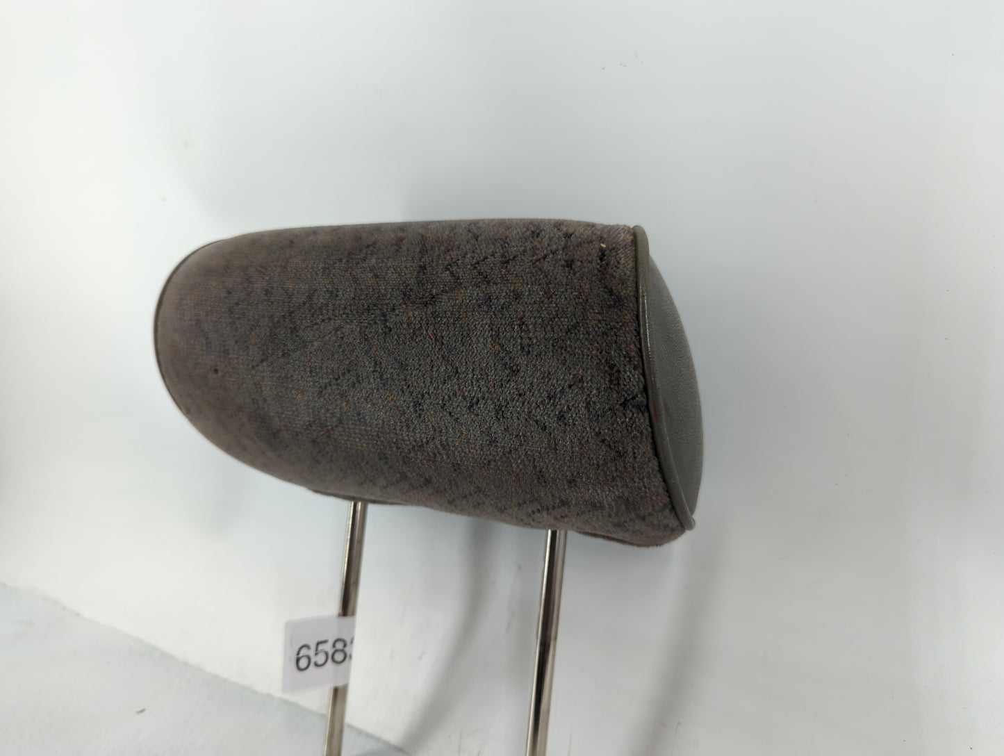 1999-2002 Ford Escort Headrest Head Rest Front Driver Passenger Seat Fits Fits 1999 2000 2001 2002 OEM Used Auto Parts - Oem